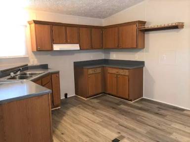 Main picture of 237 Laurel Ln