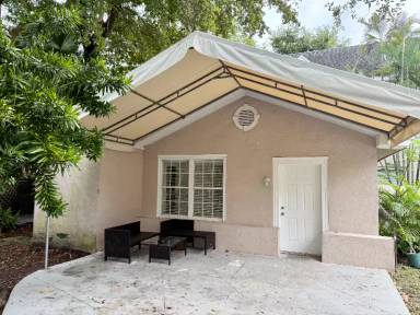 Main picture of 3147 Mary St