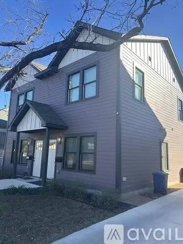 Main picture of 1822 Martin Luther King Dr