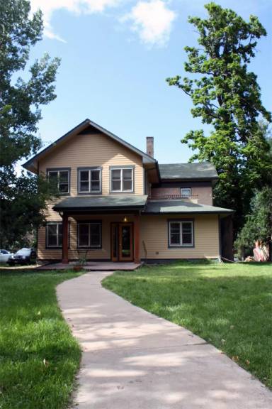 Main picture of 716 Arapahoe Ave