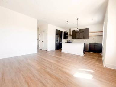 Main picture of 1347 Belfair St