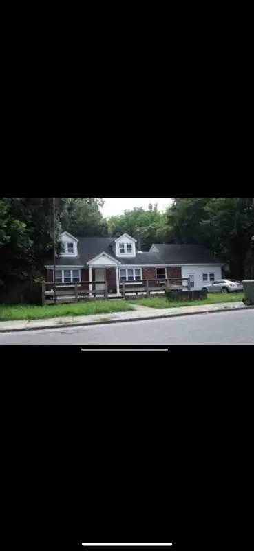 Main picture of 3841 Spottswood Ave