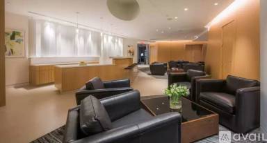 Main picture of 402 Park Ave S