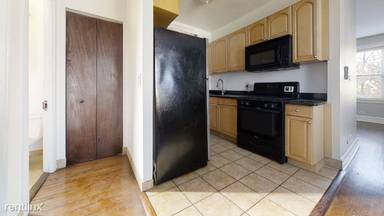 Main picture of 4121 W Cullom Ave