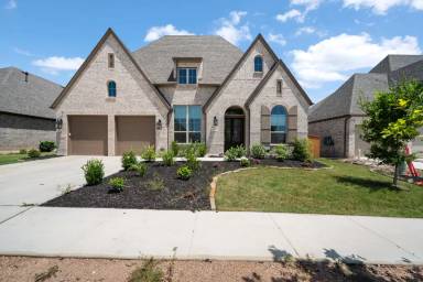 Main picture of 1912 Privet Rd
