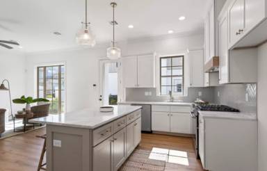 Main picture of 115 Gaunt Ln