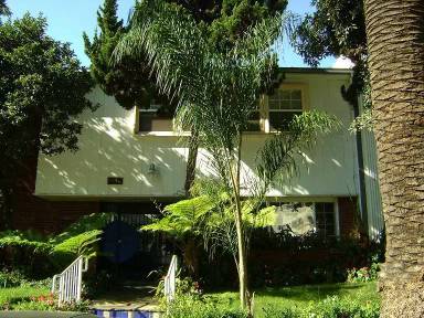 Main picture of 1737 N Sycamore Ave