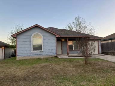 Main picture of 2842 Del Rio St