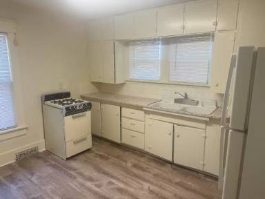 Main picture of 4642 Bancroft Ave