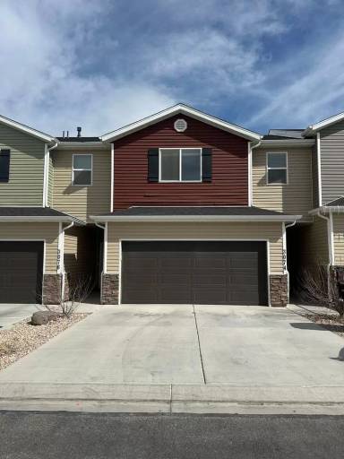 Main picture of 3074 N 275 E
