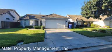 Main picture of 2604 Medinah Ct