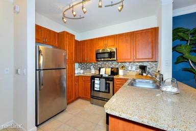 Main picture of 225 26th St NW