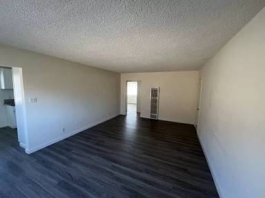 Main picture of 1335 Lemon St
