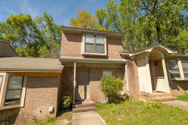 Main picture of 2366 Tina Dr