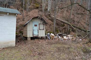 Main picture of 108 Stout Hollow Rd