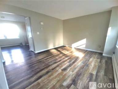 Main picture of 25 Bachelder St