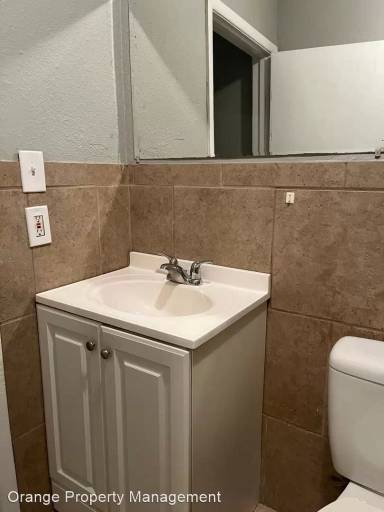 Main picture of 2037 4th Ave