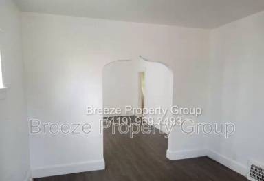 Main picture of 422 Dexter St
