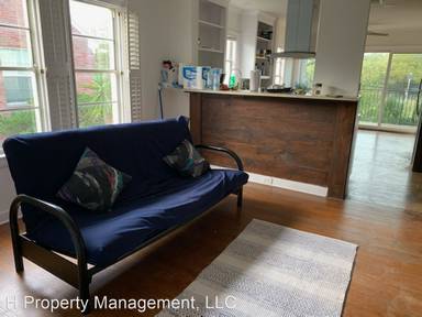 Main picture of 1702 Bolsover St