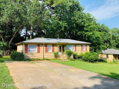 Main picture of 108 Rose Dr