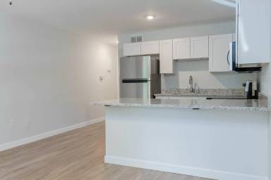 Main picture of 3317 Florida Ave