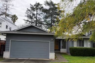 Main picture of 1941 Perry Ave