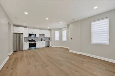 Main picture of 4706 Harford Rd