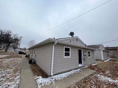 Main picture of 218 W Home St