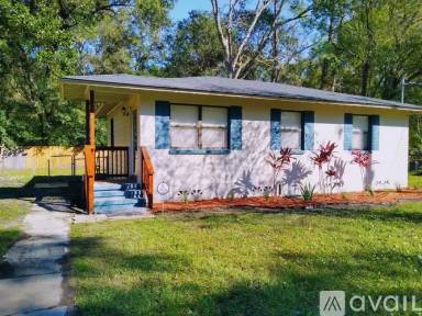 Main picture of 5515 Silverdale Ave