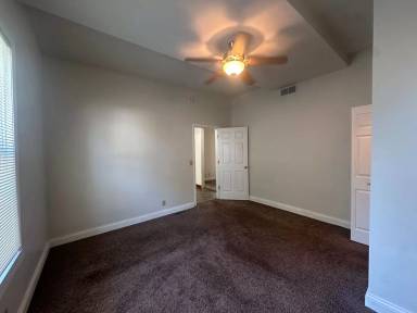 Main picture of 1607 N Roosevelt Ave