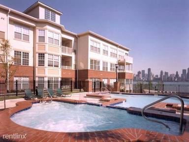 Main picture of Riverbend at Port Imperial