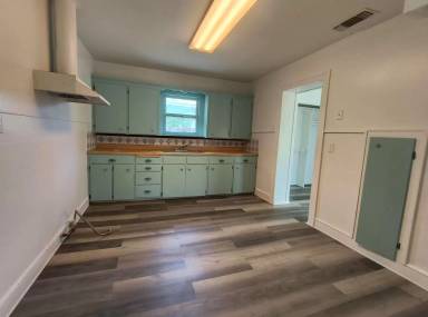 Main picture of 906 Wichita Ave