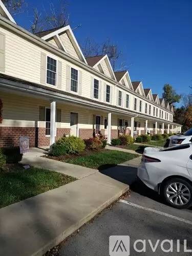 Main picture of 1504 Country Club Rd