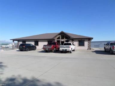 Main picture of 2200 Airway Ave