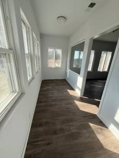 Main picture of 333 W Spruce Ave