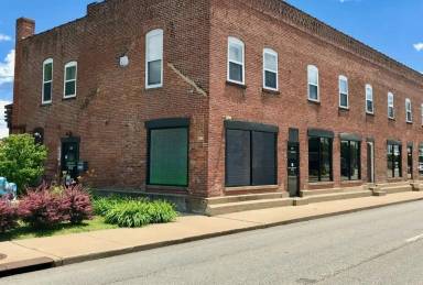 Main picture of 341 N Lafayette St