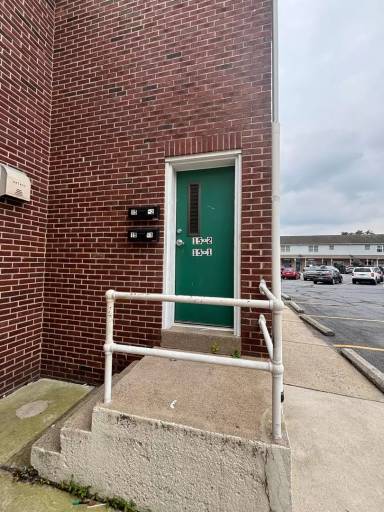 Main picture of 15 W Water St