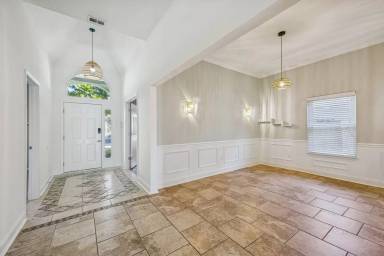 Main picture of 3447 Heron Dr N
