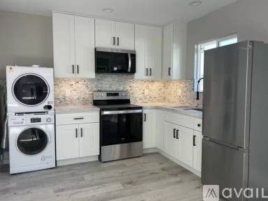 Main picture of 5534 Santa Barbara Ave