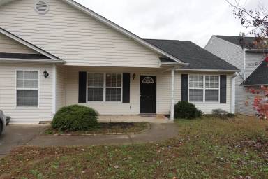 Main picture of 101 Lepore Ln