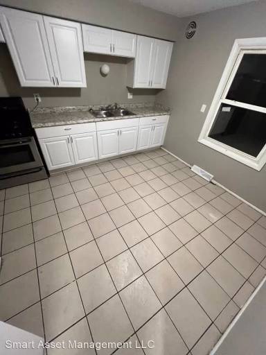 Main picture of 4944 N 47th St