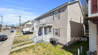 Main picture of 1929 Prentis Ave