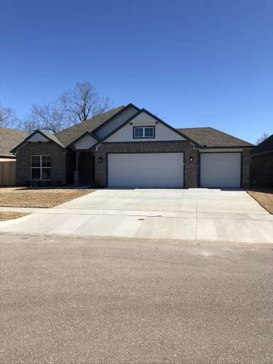 Main picture of 6907 S Dogwood Pl