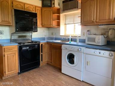 Main picture of 261 Hutton St