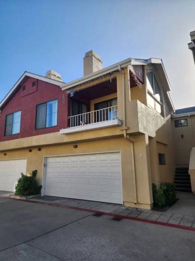 Main picture of 275 N Chorro St