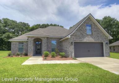 Main picture of 524 Crackwillow Ave