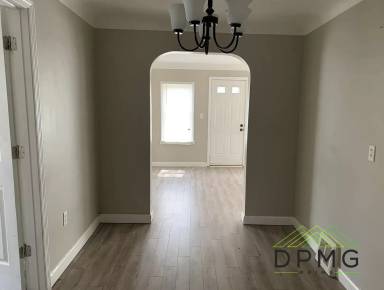 Main picture of 500 Dunlap St