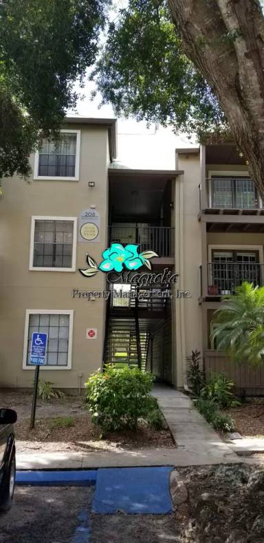 Main picture of 208 Afton Sq
