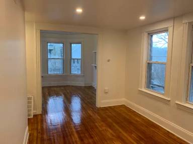 Main picture of 347 3 St