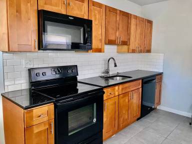 Main picture of 5301 Catharine St